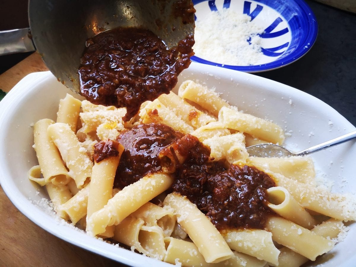 ricetta ragù alla napoletana