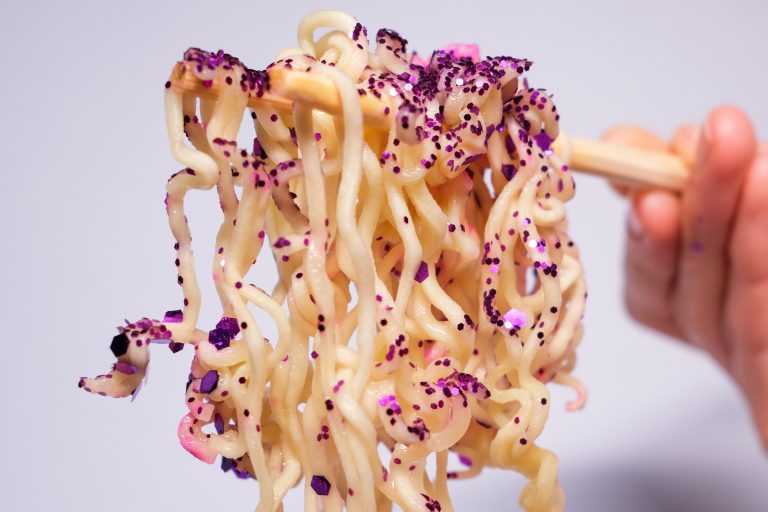 Allarme noodles istantanei: Il peggior junk food del mondo. Fanno  malissimo - Gambero Rosso