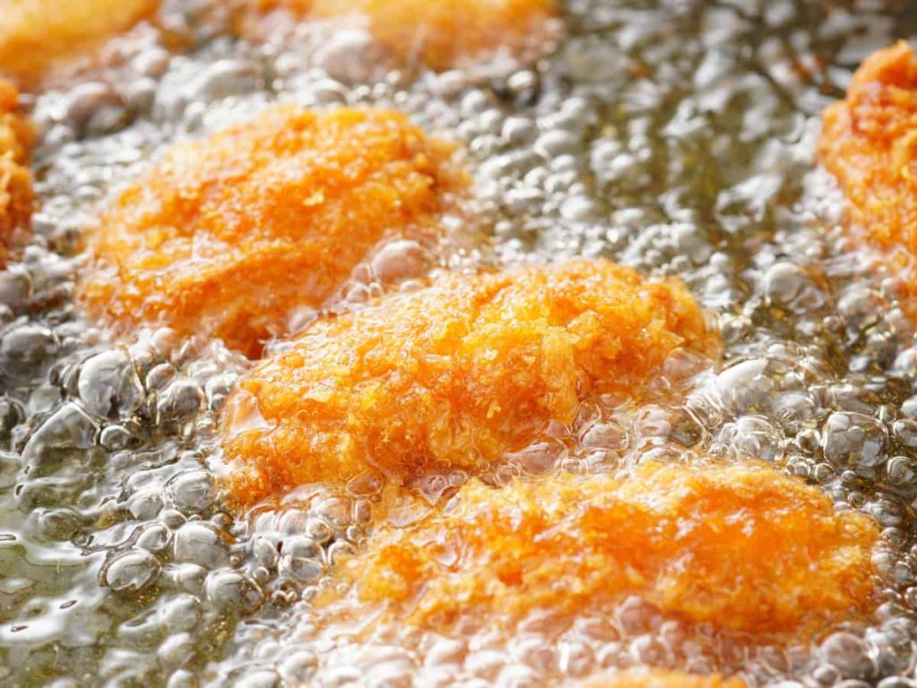 ||Olio in frittura patatine - foto Vignali|Olio in frittura cover - foto Vignali|||Olio in frittura patatine - foto Vignali|Olio in frittura patatine - foto F. Vignali|