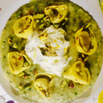 zuppa di verdure in festa con tortellini al foigras burrata e oro 24k